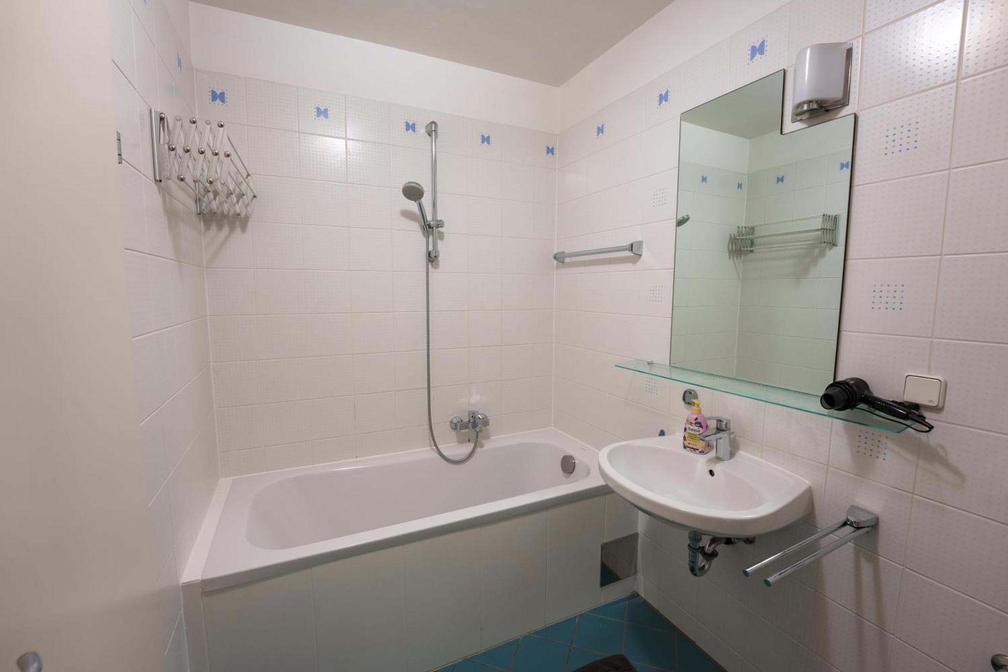 Vienna City Apartments 1080 Виена Екстериор снимка