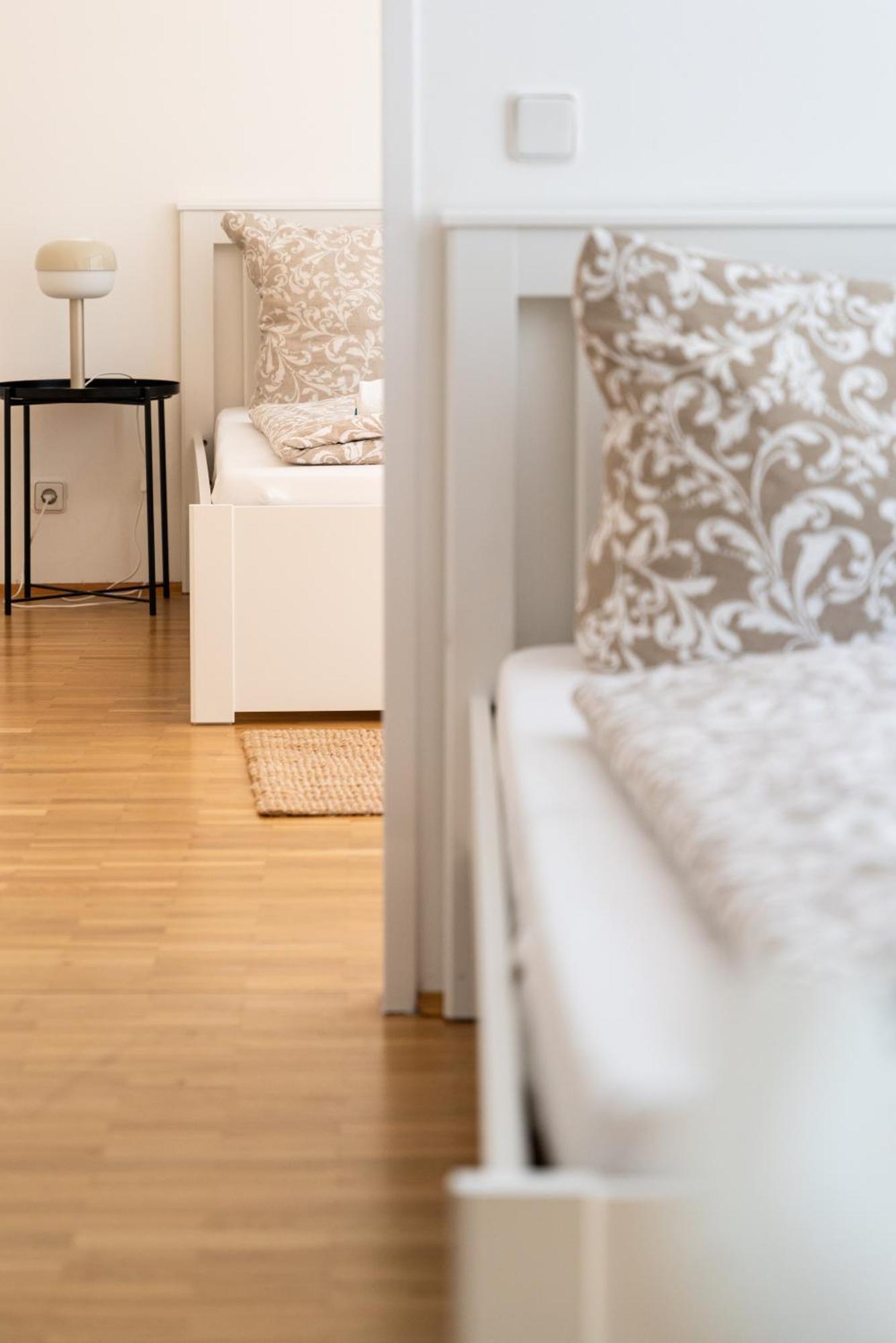 Vienna City Apartments 1080 Виена Екстериор снимка